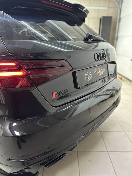 Audi RS3 — kompleksowa pielęgnacja — detal realizacji
