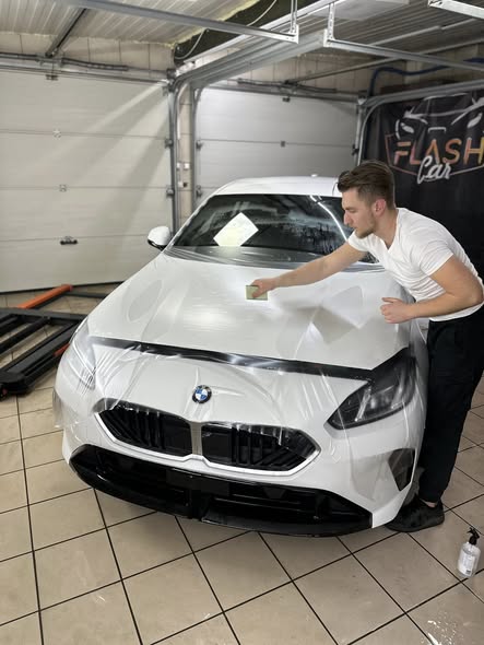 BMW Serii 1 — matowe PPF i stylizacja — detal realizacji