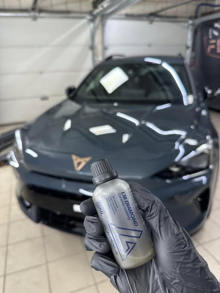 Cupra Formentor — korekta i powłoka elastomerowa — detal realizacji
